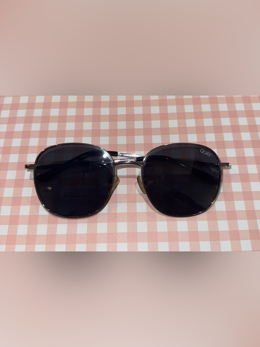 Quay Classic Silver Frame Sunglasses with Dark Lenses
